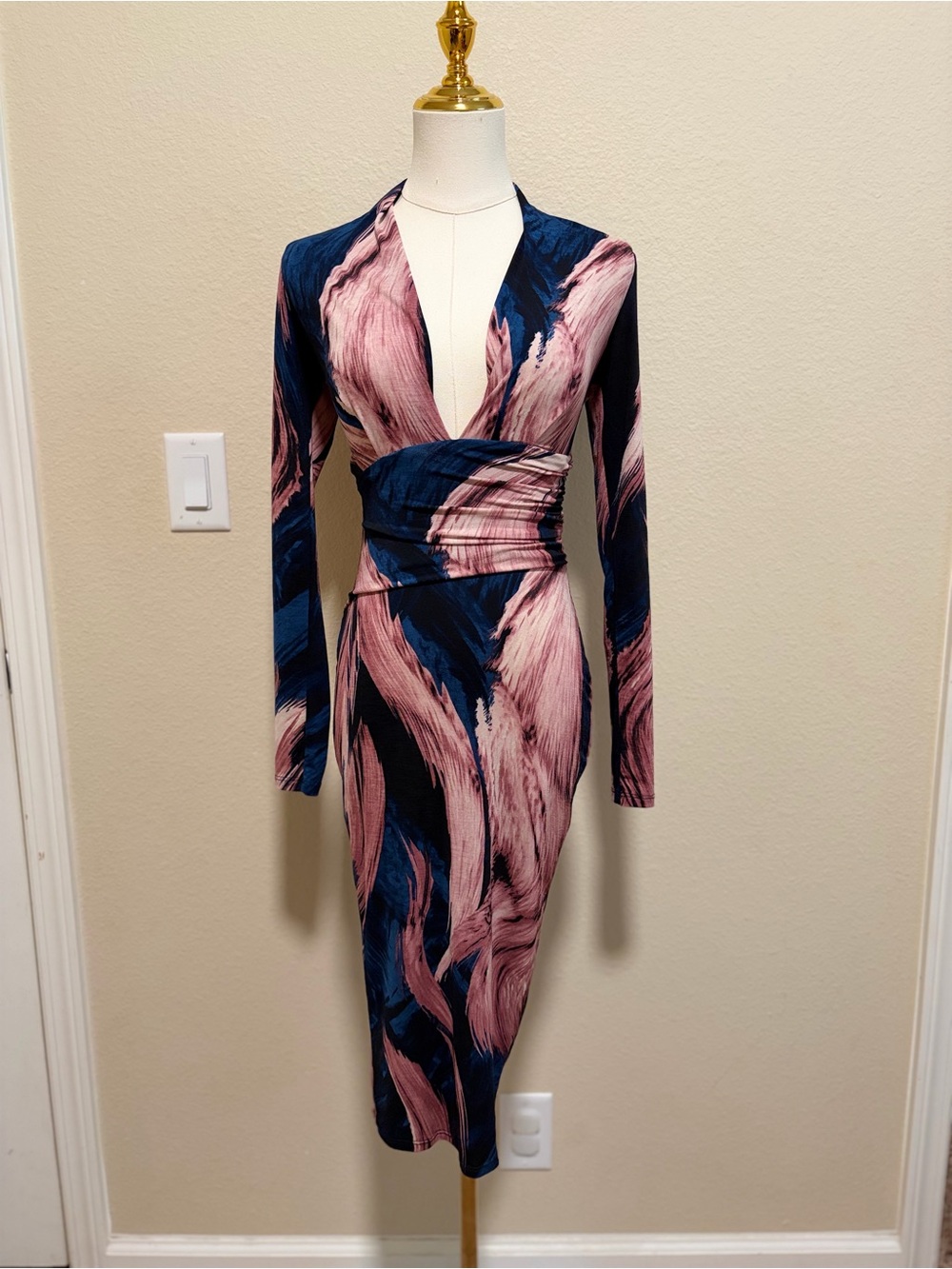 Fashion Nova Artistic Side Midi Dress
